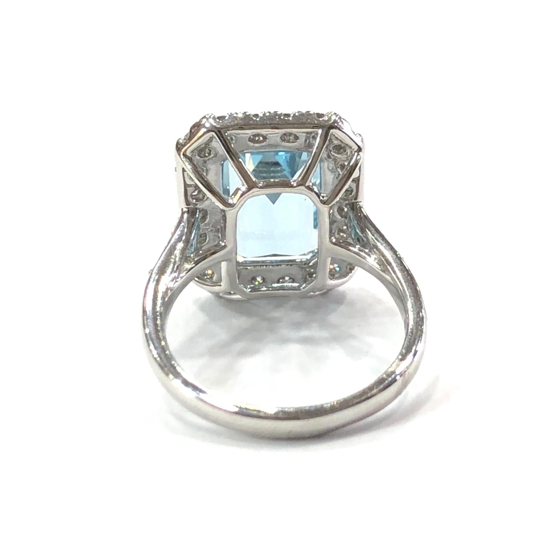Emerald Cut 18 Carat White Gold Aquamarine and Diamond Cluster Ring For Sale