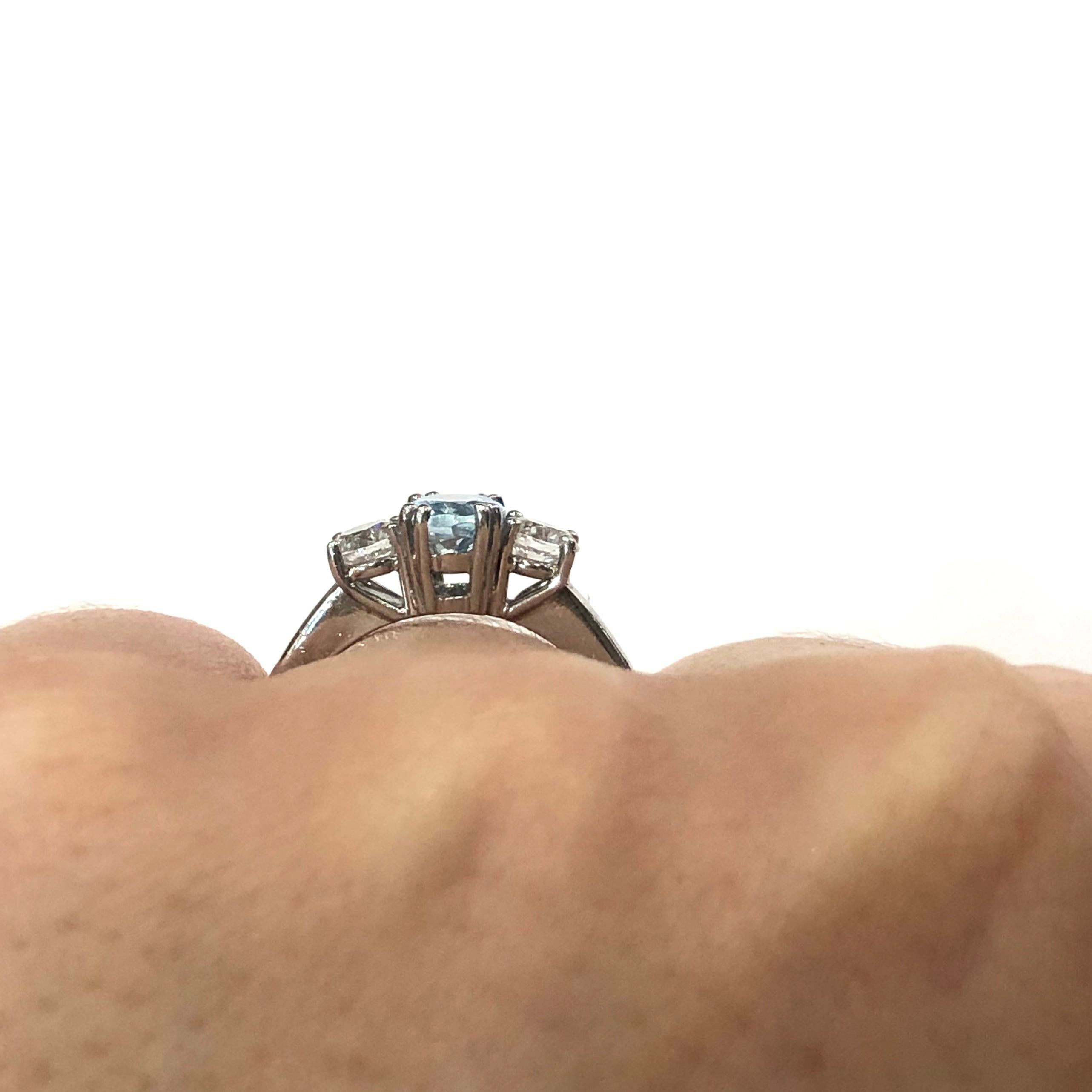 18 Carat White Gold Aquamarine and Diamond Three-Stone Ring In New Condition For Sale In Oxted, Surrey