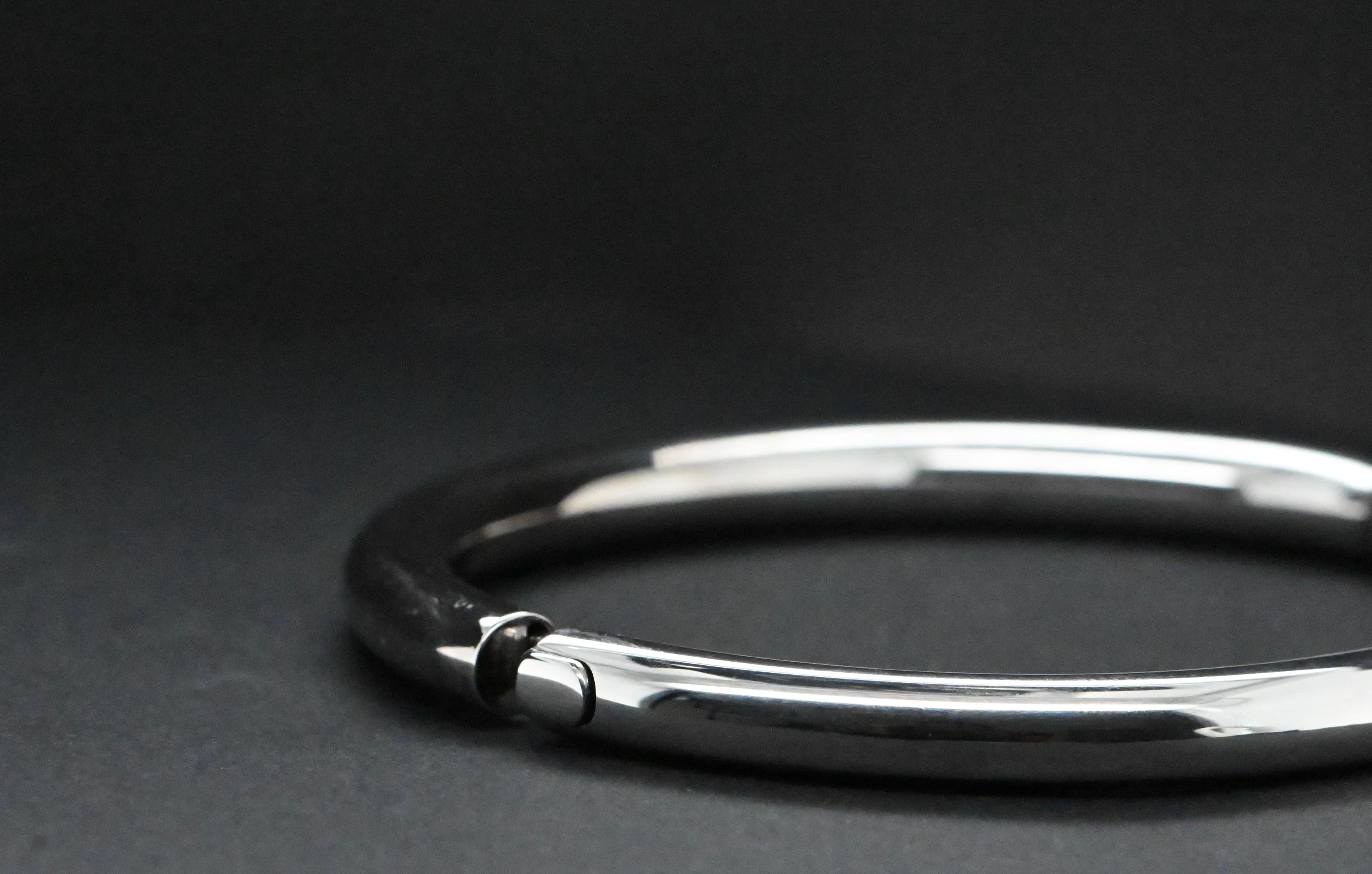 18 Carat White Gold Beaded Bracelet For Sale 1