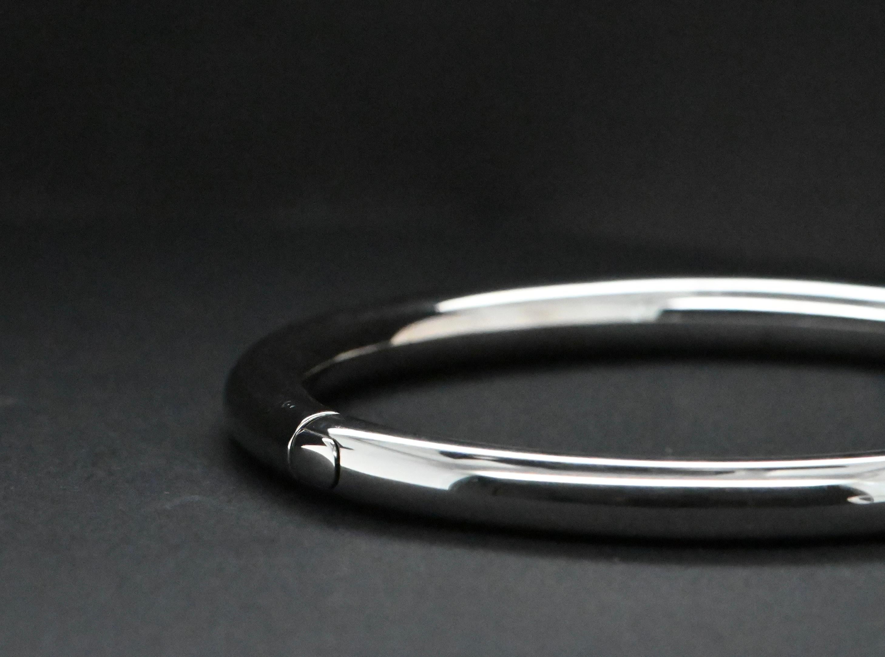 18 Carat White Gold Beaded Bracelet For Sale 2