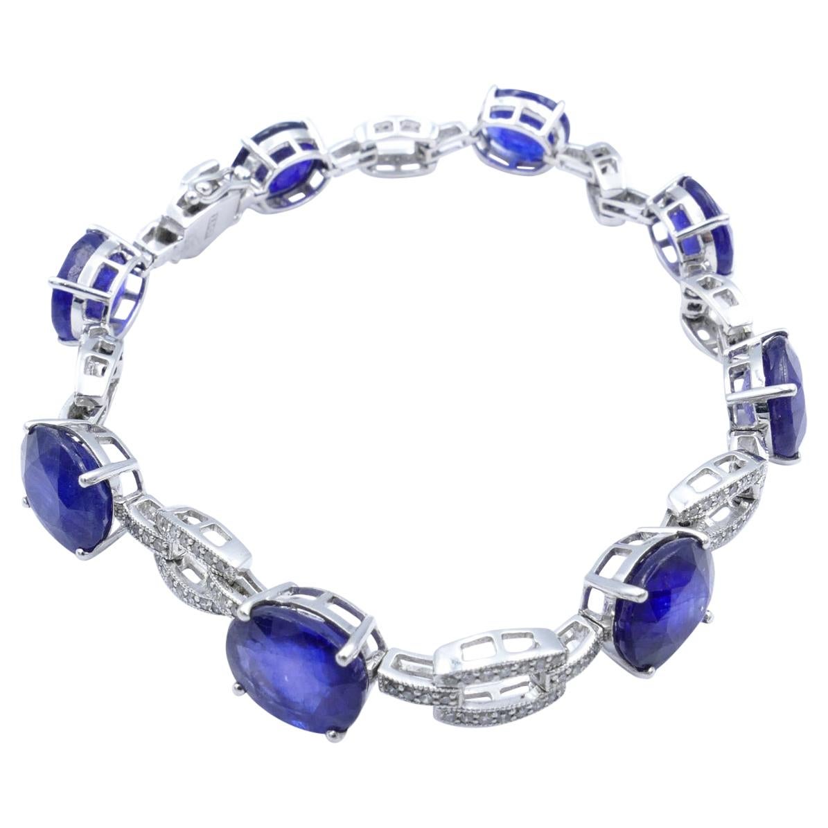 18 Carat White Gold Blue Sapphire and Diamond Bracelet For Sale