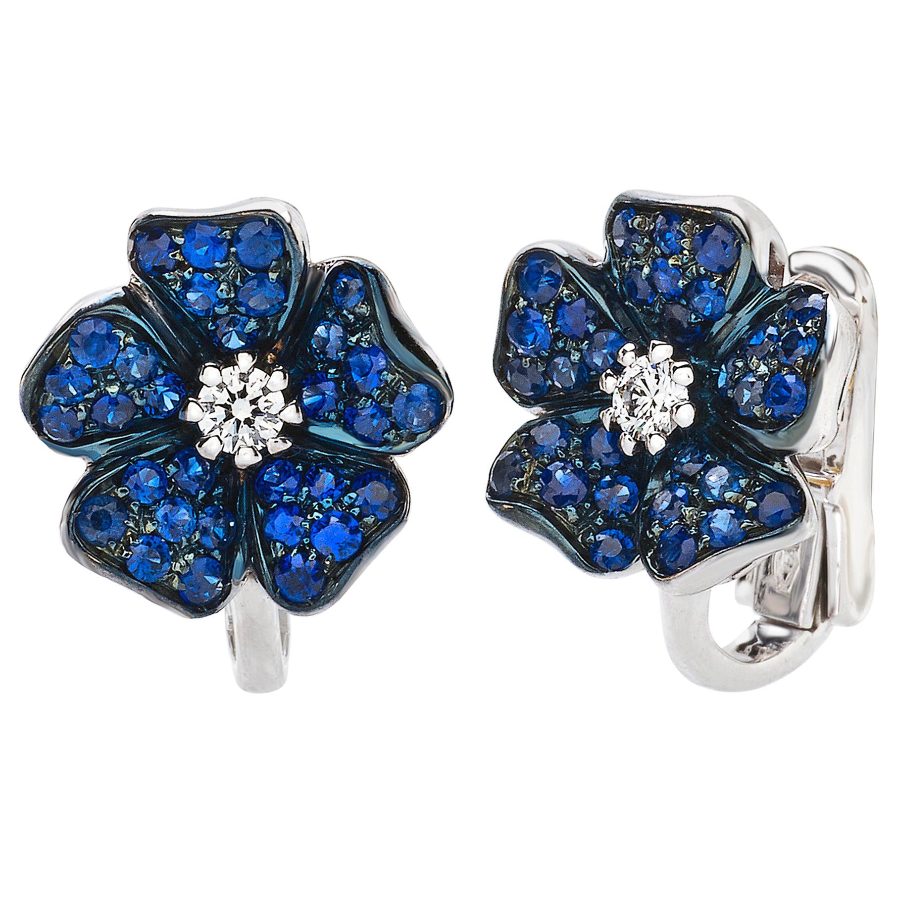 18 Carat White Gold Blue Sapphires and Diamonds Earrings For Sale