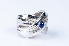 18 carat white gold Ceylon sapphire and diamonds ring