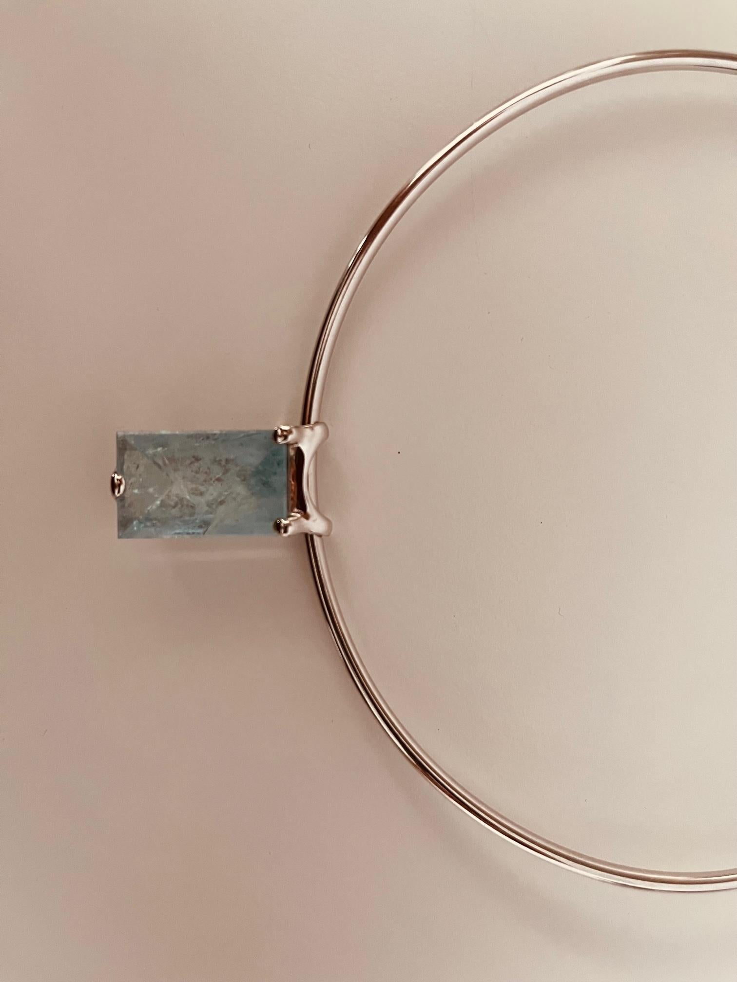 Mixed Cut 18 Carat White Gold Choker, 12cm Diameter, With Aquamarine Removable Pendant For Sale