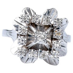 18 carat white gold diamonds ring