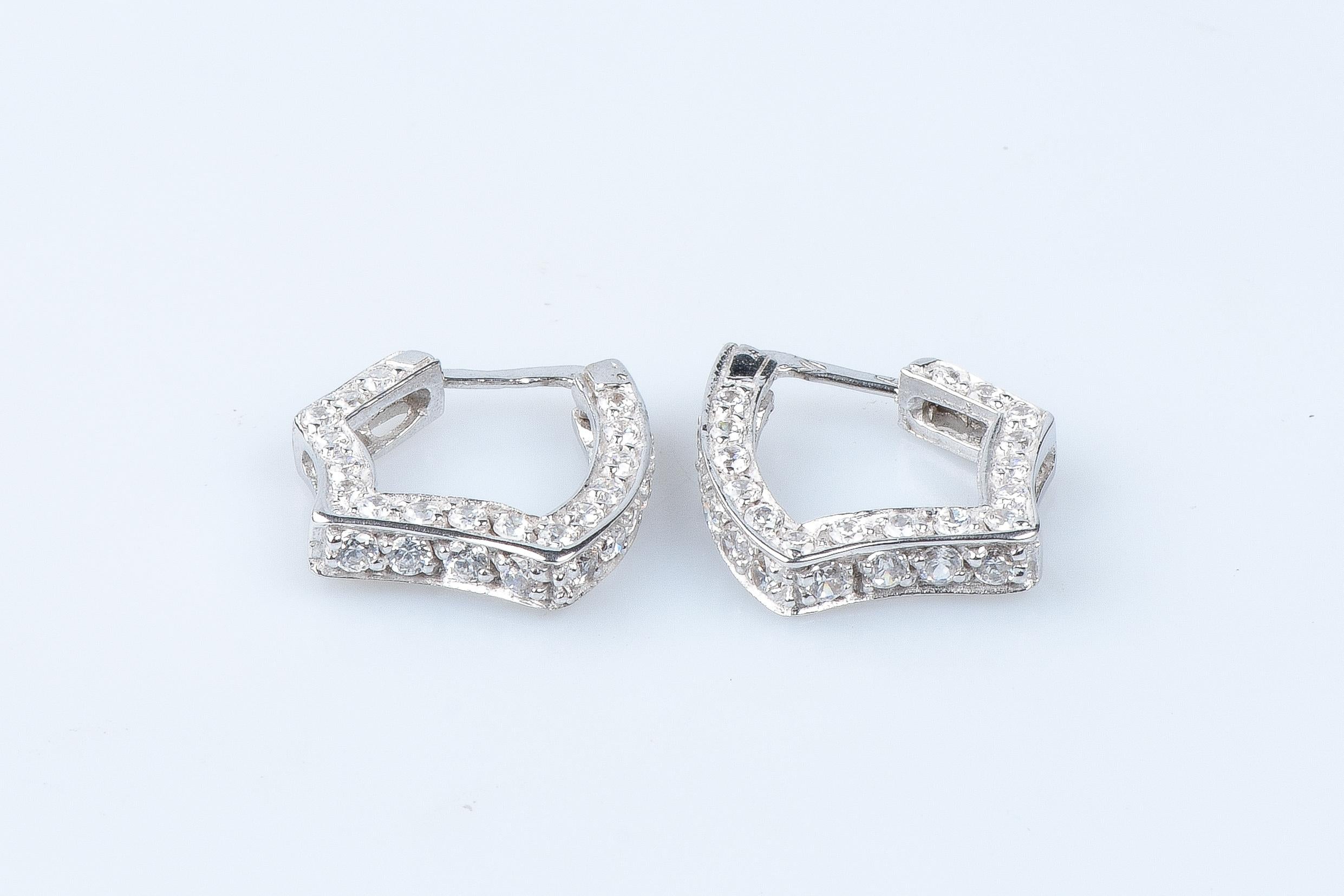 18 carat white gold earrings For Sale 8