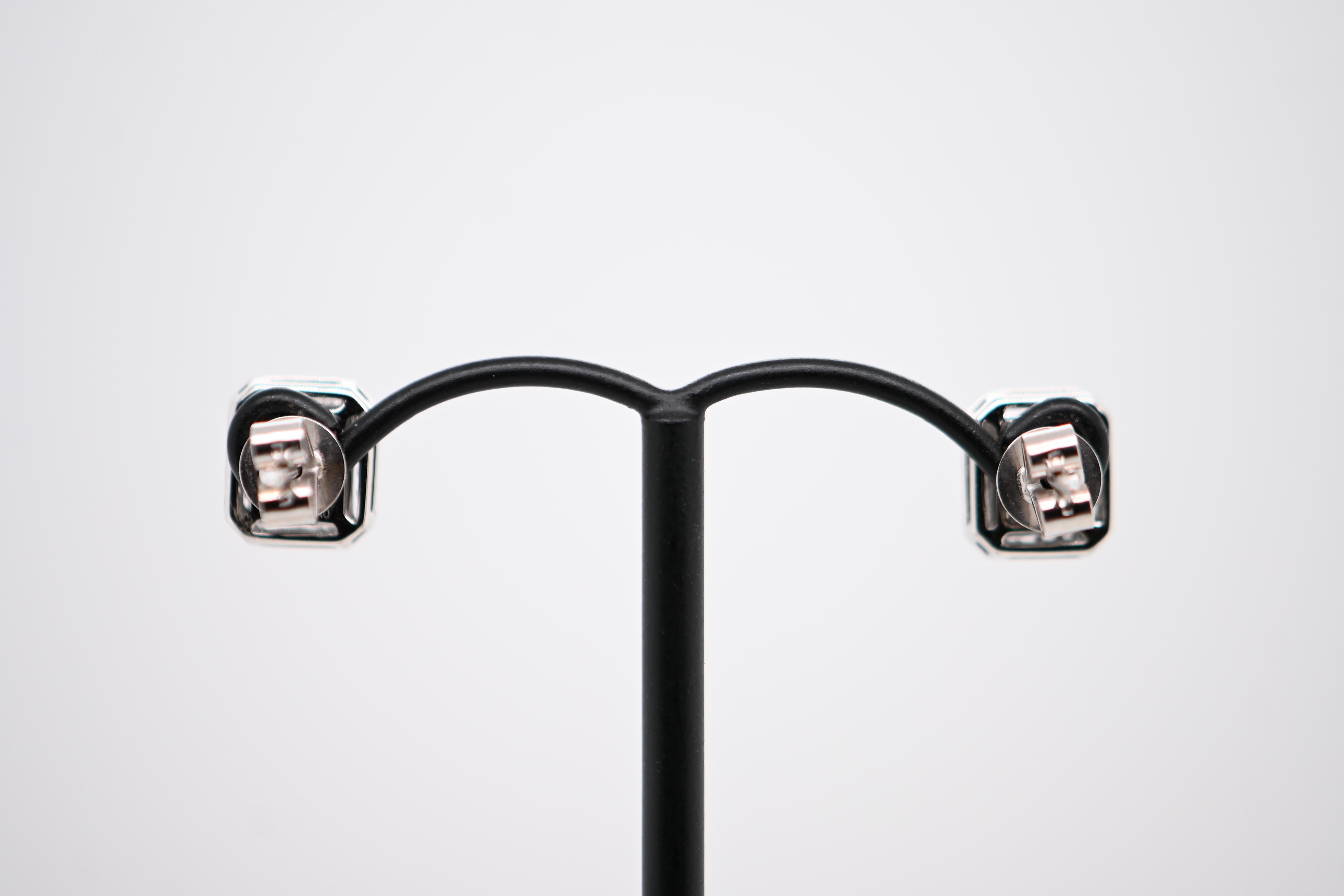 Women's 18-Carat White Gold Earrings with 70 Diamonds Totaling 0.70 Carats For Sale