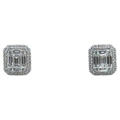 18-Carat White Gold Earrings with 70 Diamonds Totaling 0.70 Carats