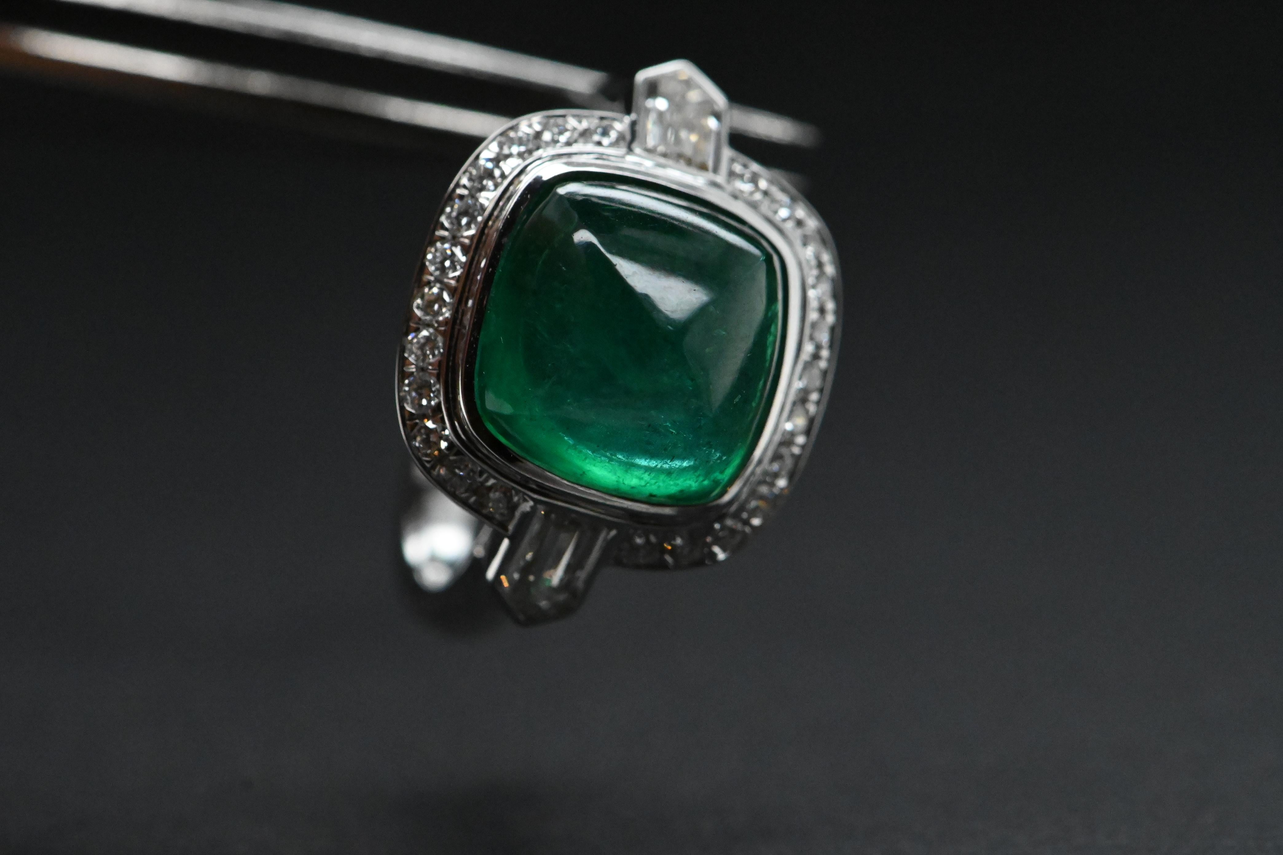 Ring aus 18 Karat Weißgold mit Smaragd und Diamant Damen im Angebot