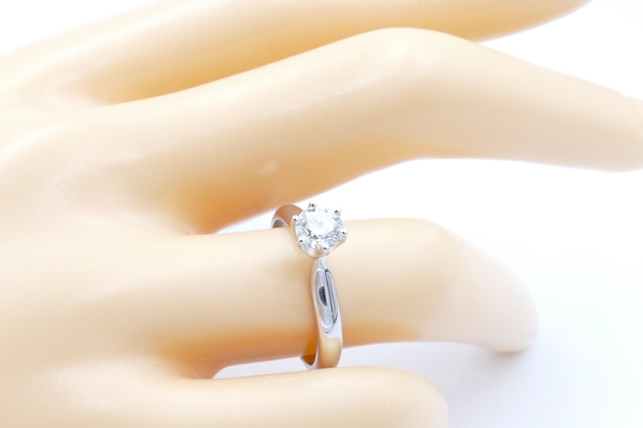 1 carat solitaire diamond ring