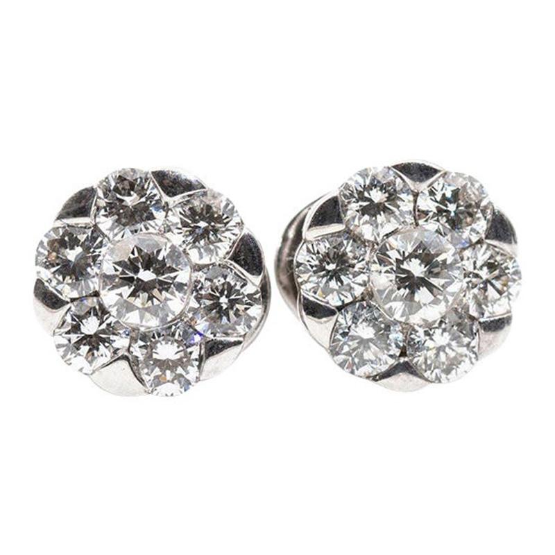 1.8 Carat Diamond Flower/Cluster Stud Earring 18 Karat White Gold For