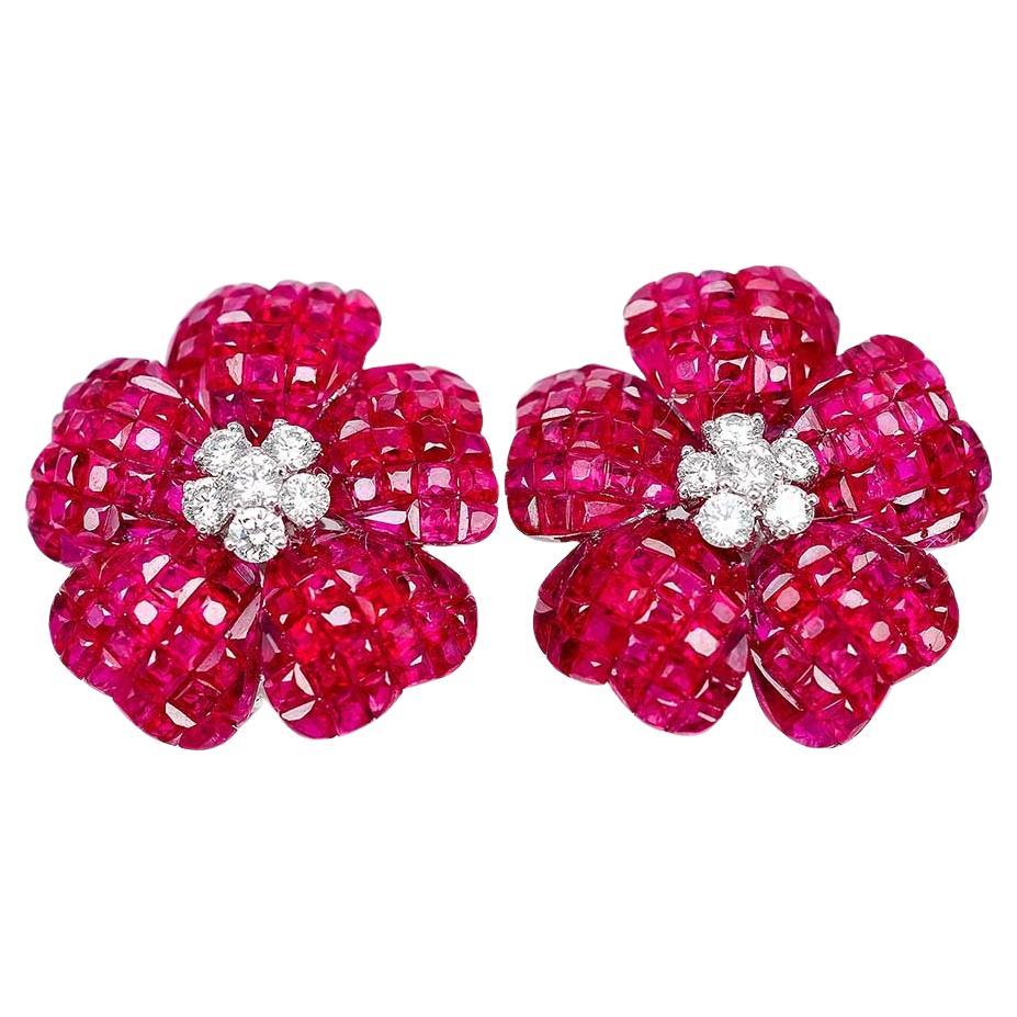 Orecchini a clip in oro bianco 18 carati con rubino invisibile e diamanti