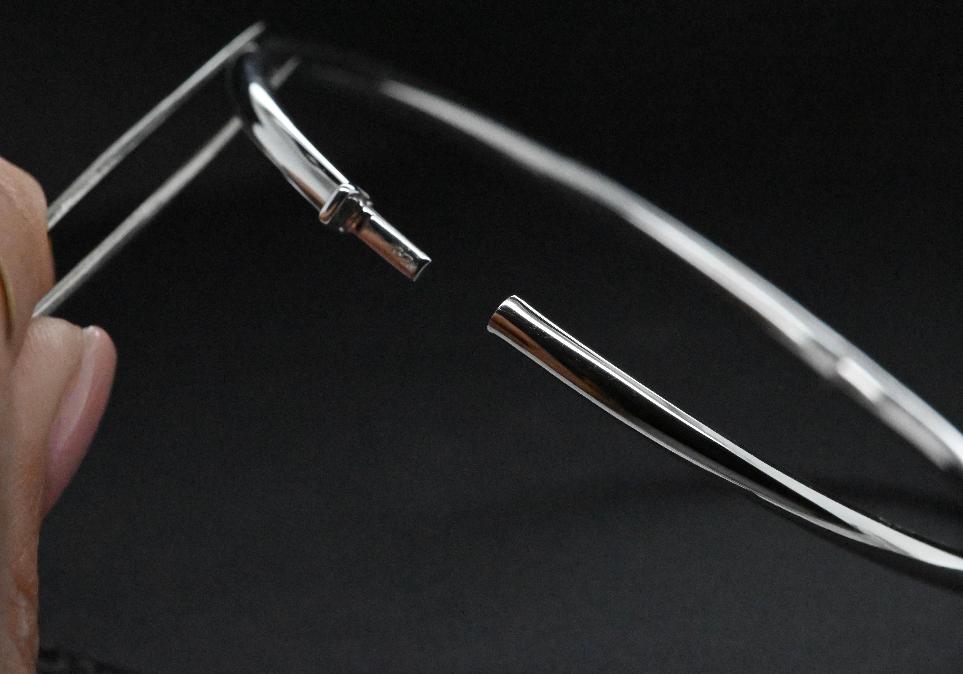 18 Carat White Gold Oval Wedding Band Bracelet In New Condition For Sale In Vannes, FR