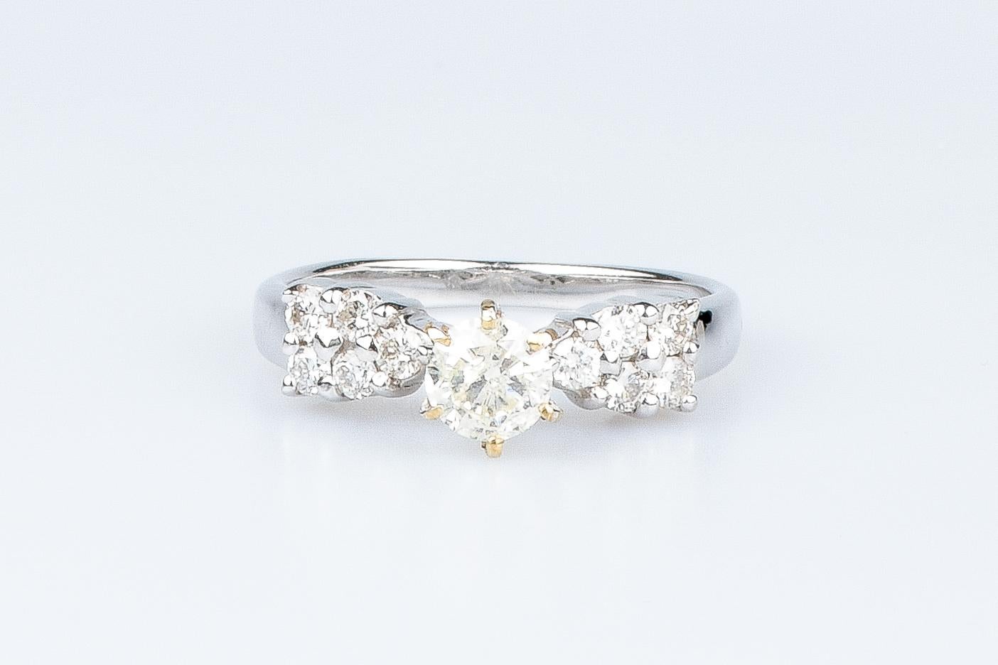 18 carat white gold ring designed with round brillant cut diamonds For Sale 6