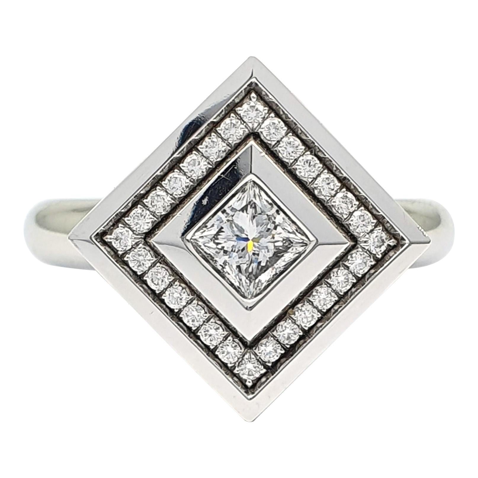 18 Carat White Gold Ring part with an 0.53 Carat Princess Cut Diamond & Diamonds For Sale
