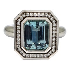 18 Carat White Gold-Ring part with Emerald Cut Blue Aquamarine and Diamonds