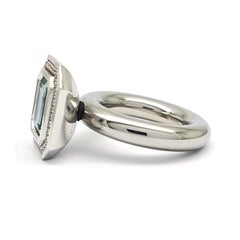 18 Carat White Gold-Ring part with Emerald Cut Blue Aquamarine and Diamonds