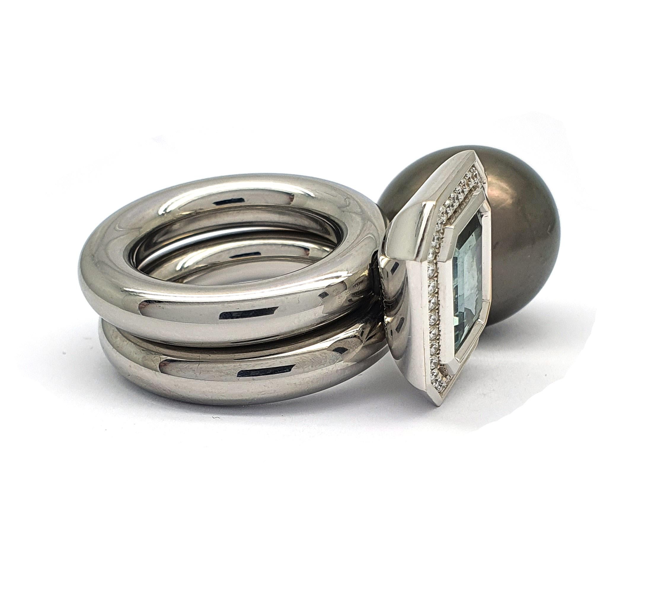 Women's 18 Carat White Gold-Ring part with Emerald Cut Blue Aquamarine and Diamonds For Sale