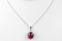 18 carat white gold ruby and diamonds necklace
