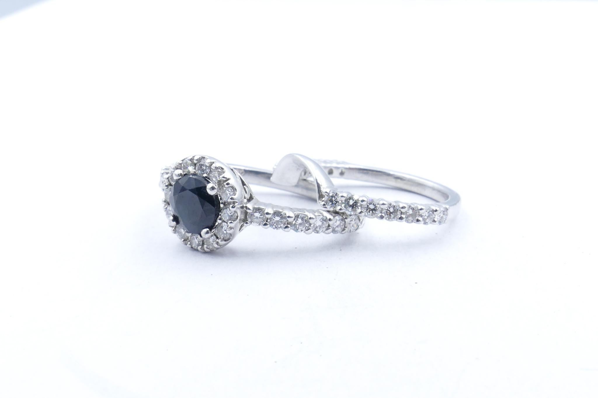 Modern 18 Carat White Gold Sapphire and Diamond Wedding Ring Set For Sale
