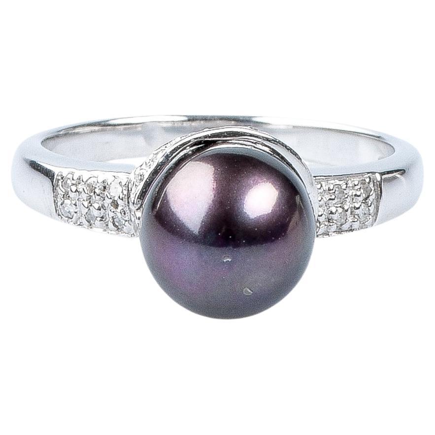 18 carat white gold Tahiti pearl and diamonds ring  For Sale