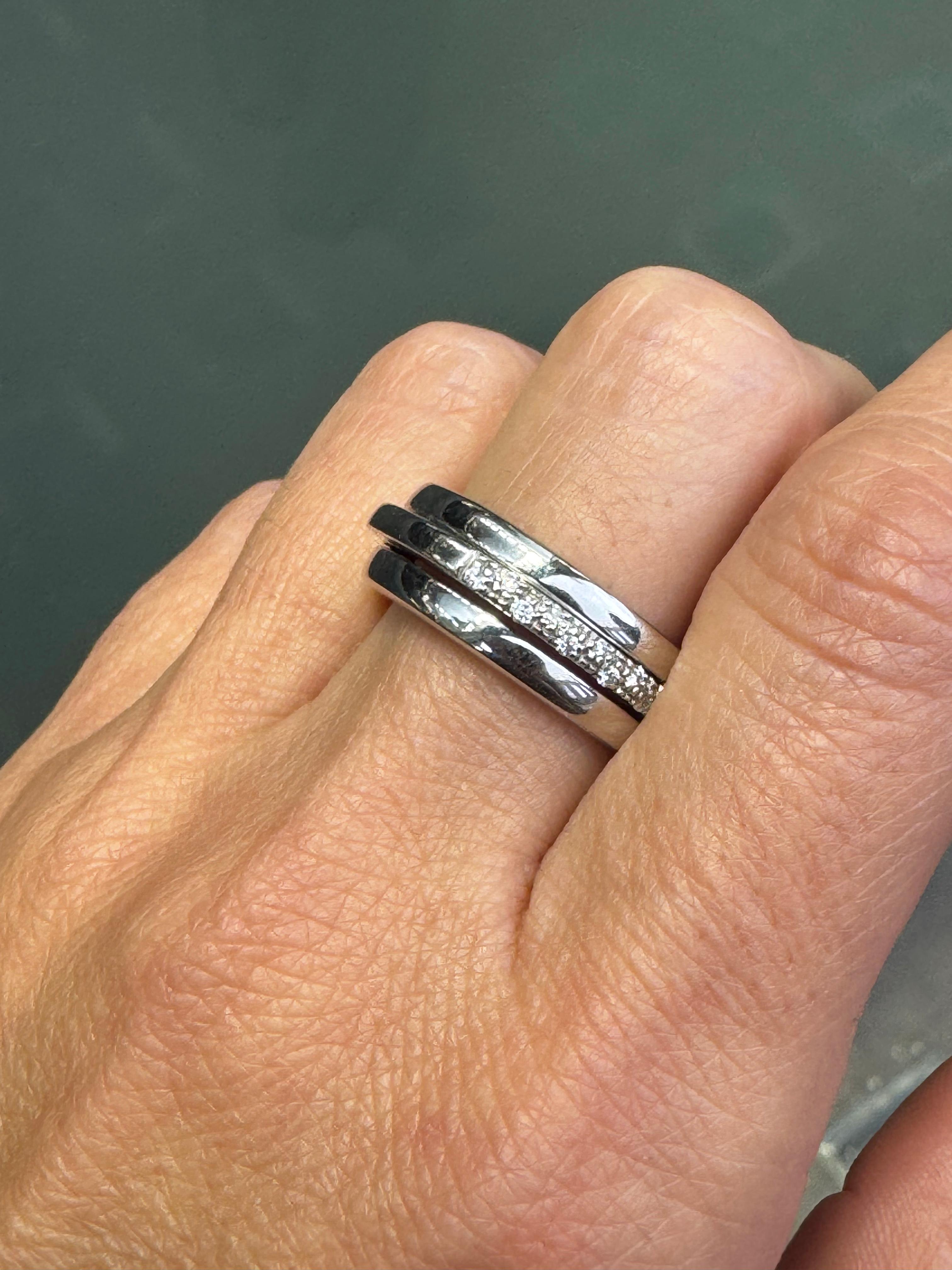 Anello a due pezzi in oro bianco 18 carati con fascia rimovibile incastonata di diamanti in vendita 1