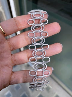 18 Carat White Gold Wide Oval Link Diamond Bracelet