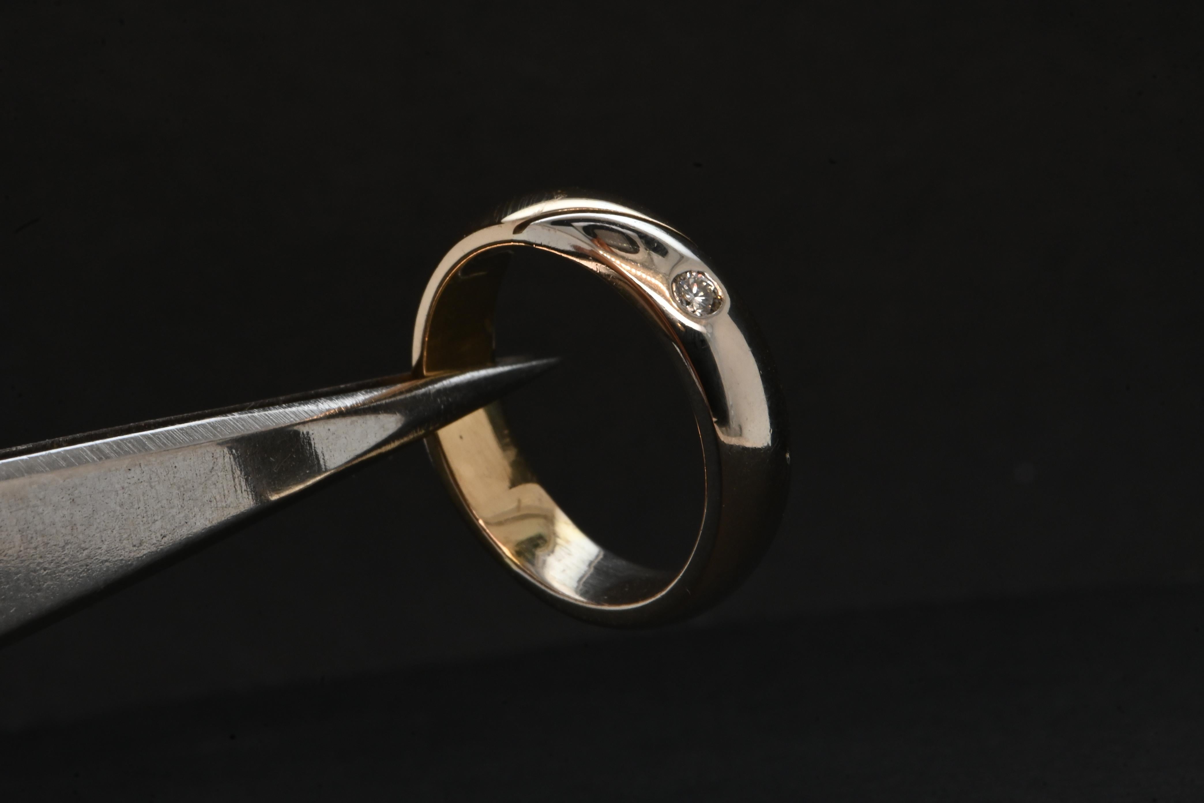 18 Carat Yellow And White Gold Men's Wedding Ring Set With A Diamond In Excellent Condition For Sale In Vannes, FR