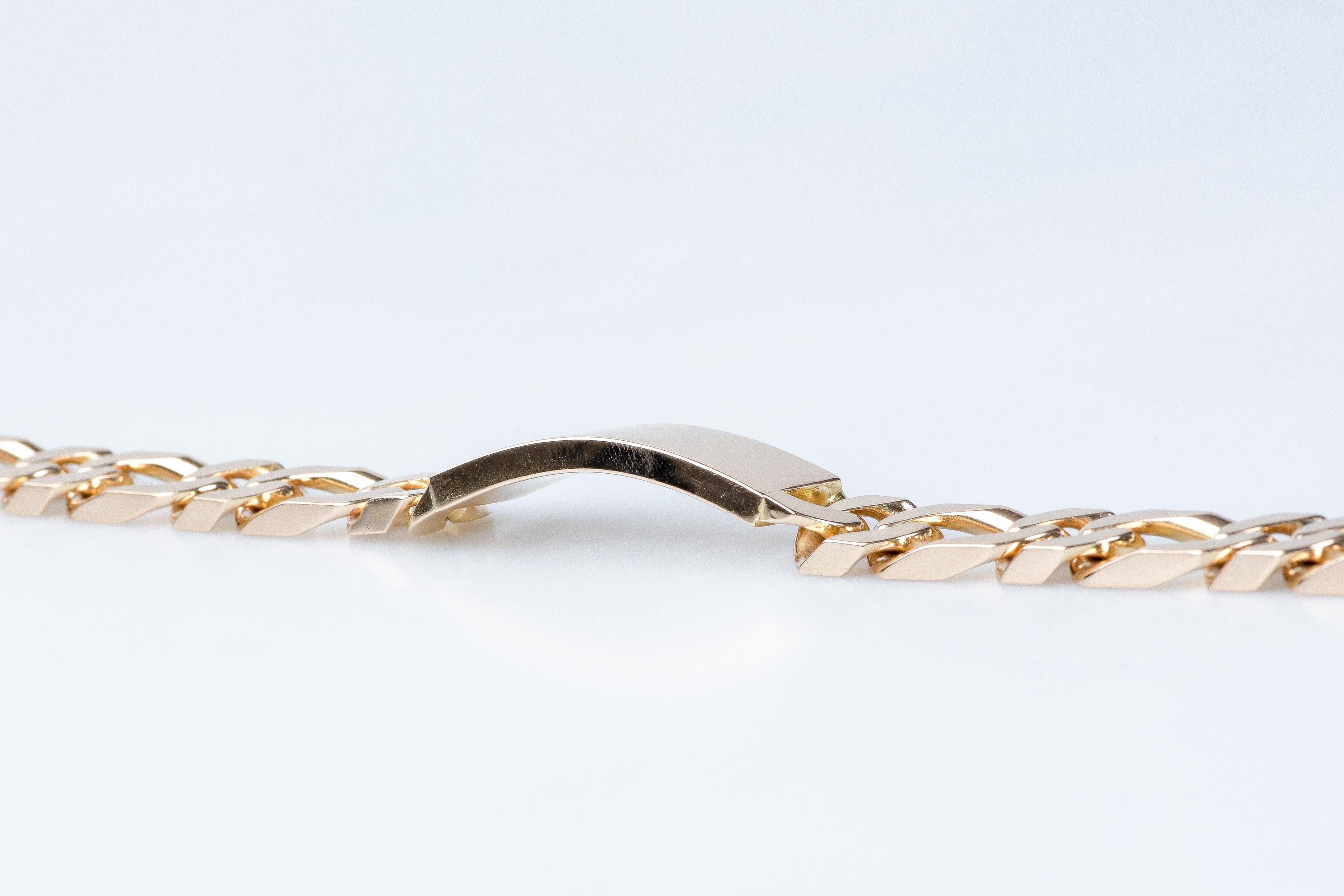 18 carat yellow gold alternating mesh identity bracelet  In Excellent Condition For Sale In Monte-Carlo, MC