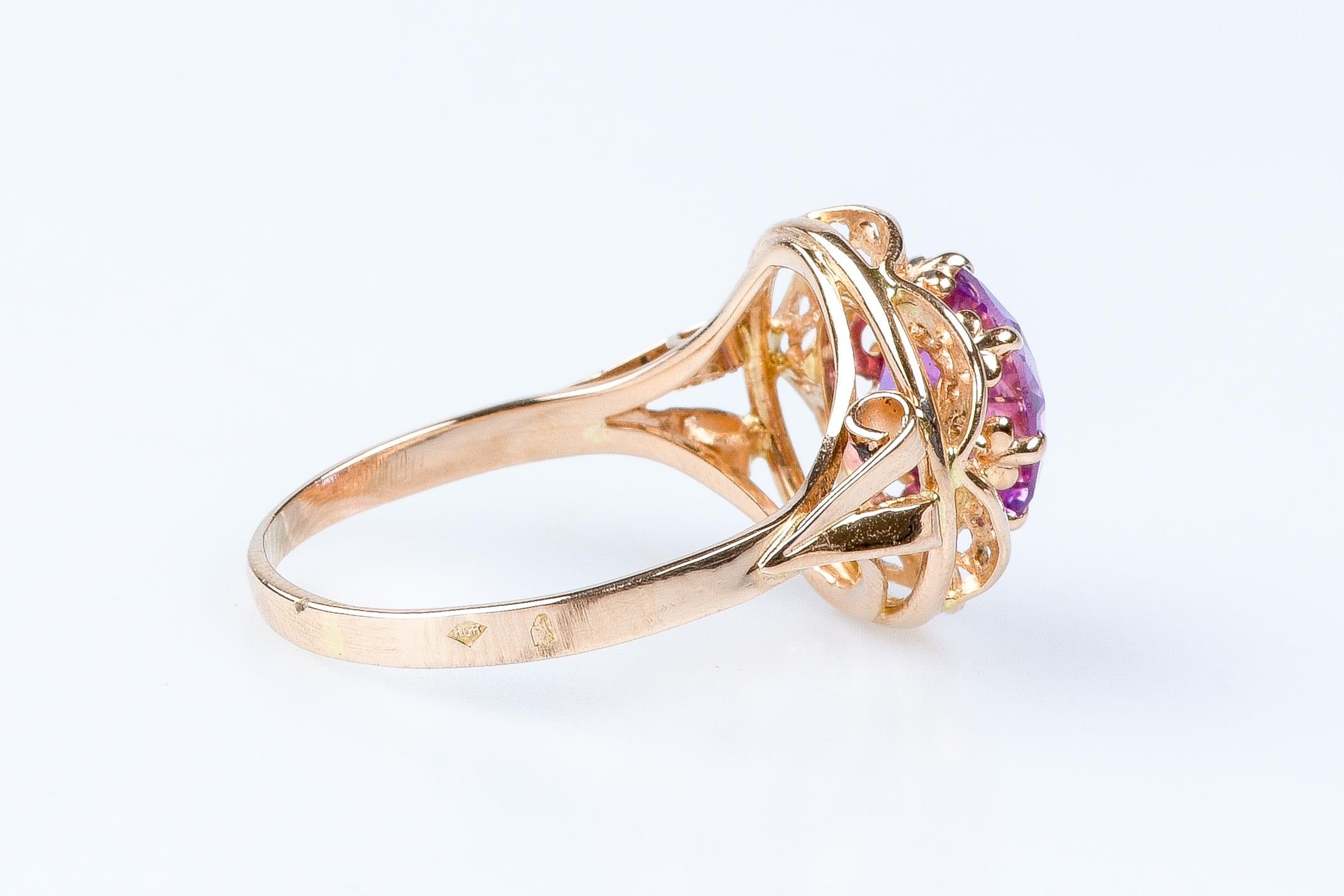 18 carat yellow gold amethyst ring For Sale 5
