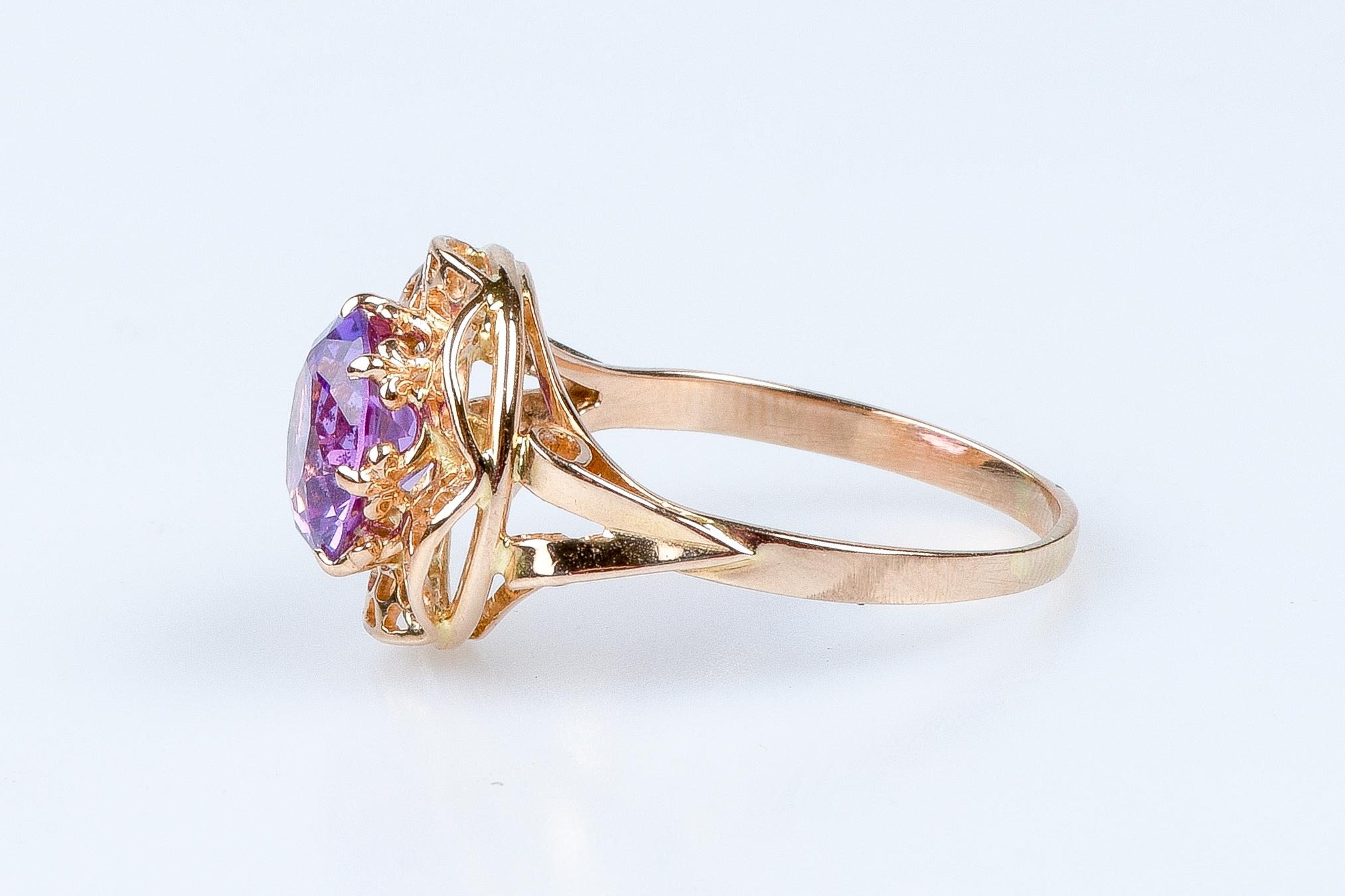 18 carat yellow gold amethyst ring For Sale 7