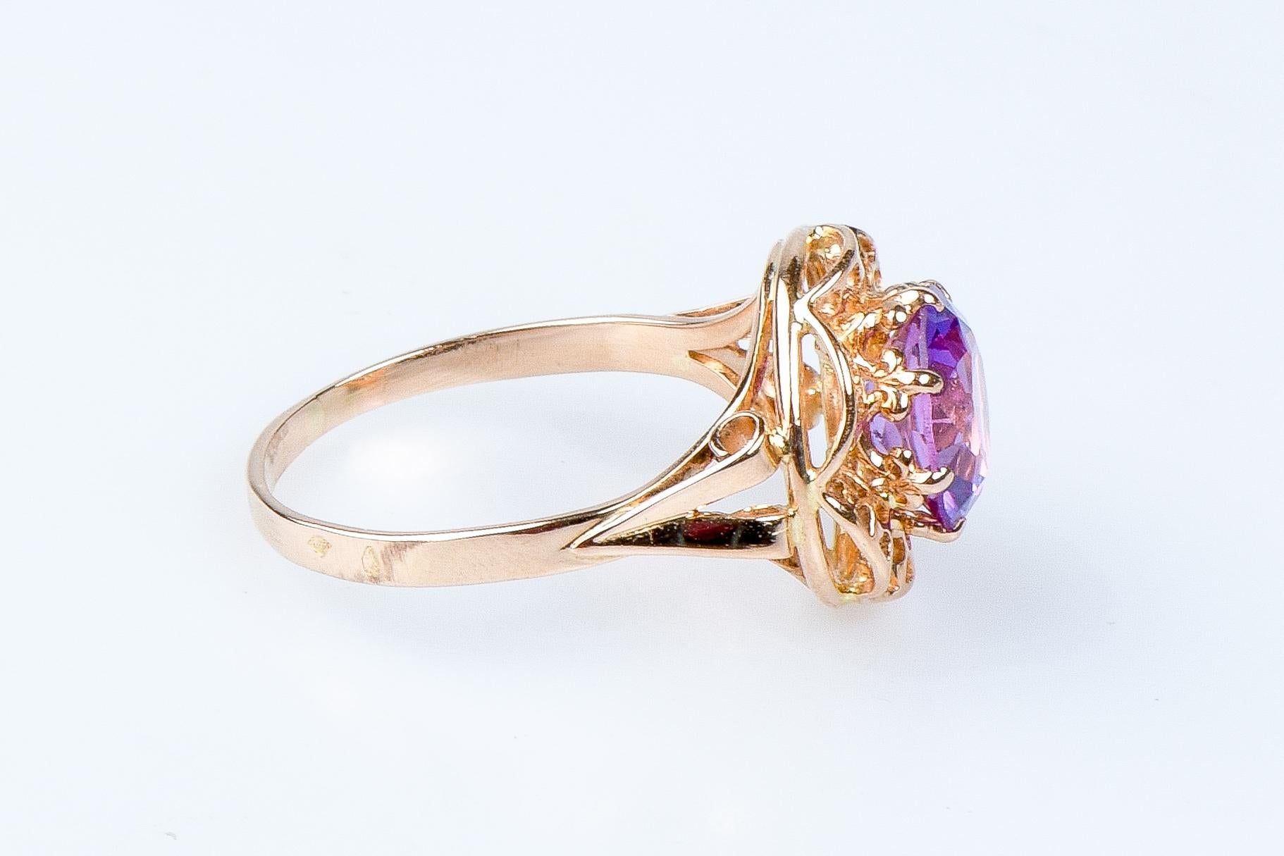 18 carat yellow gold amethyst ring For Sale 1