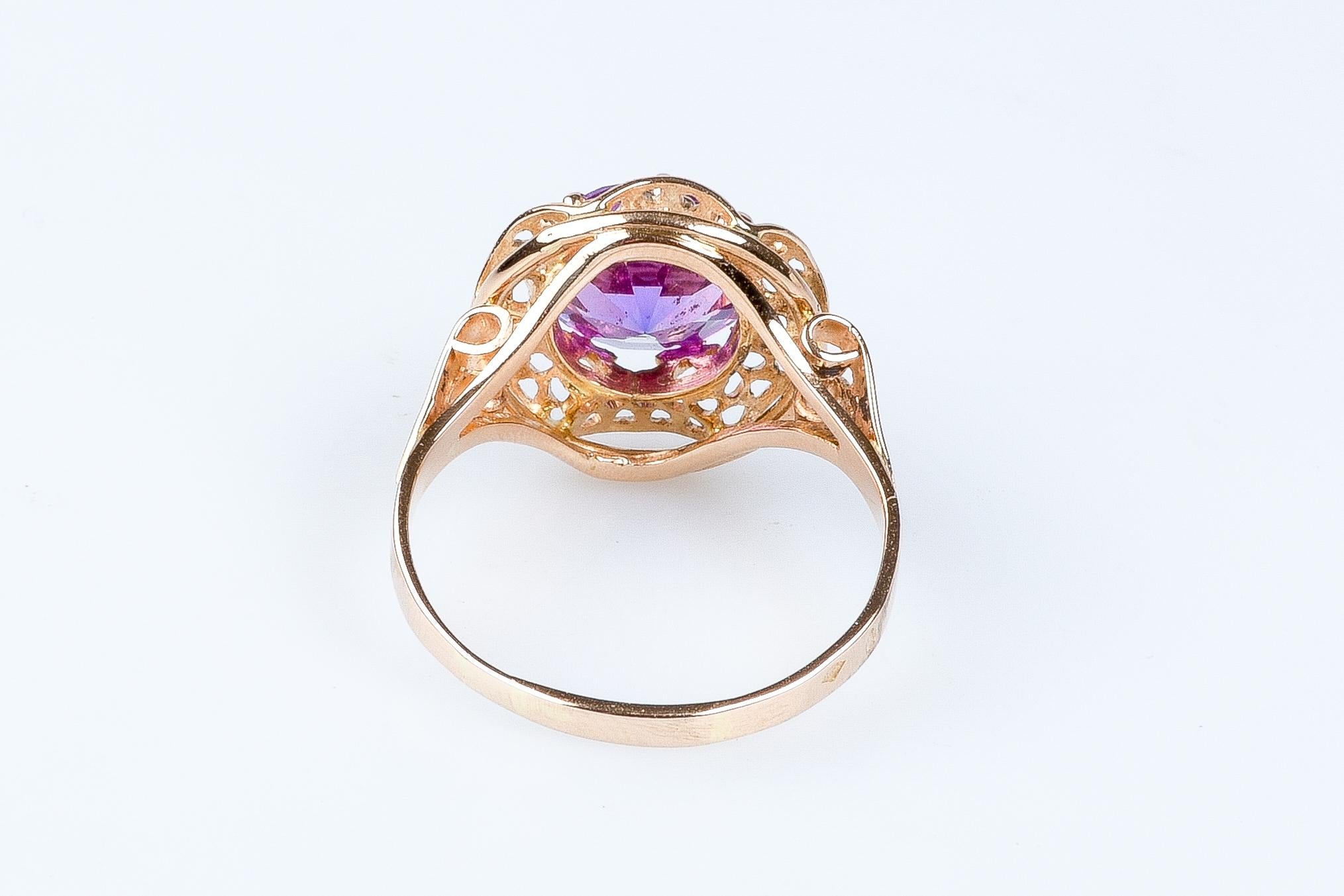 18 carat yellow gold amethyst ring For Sale 3