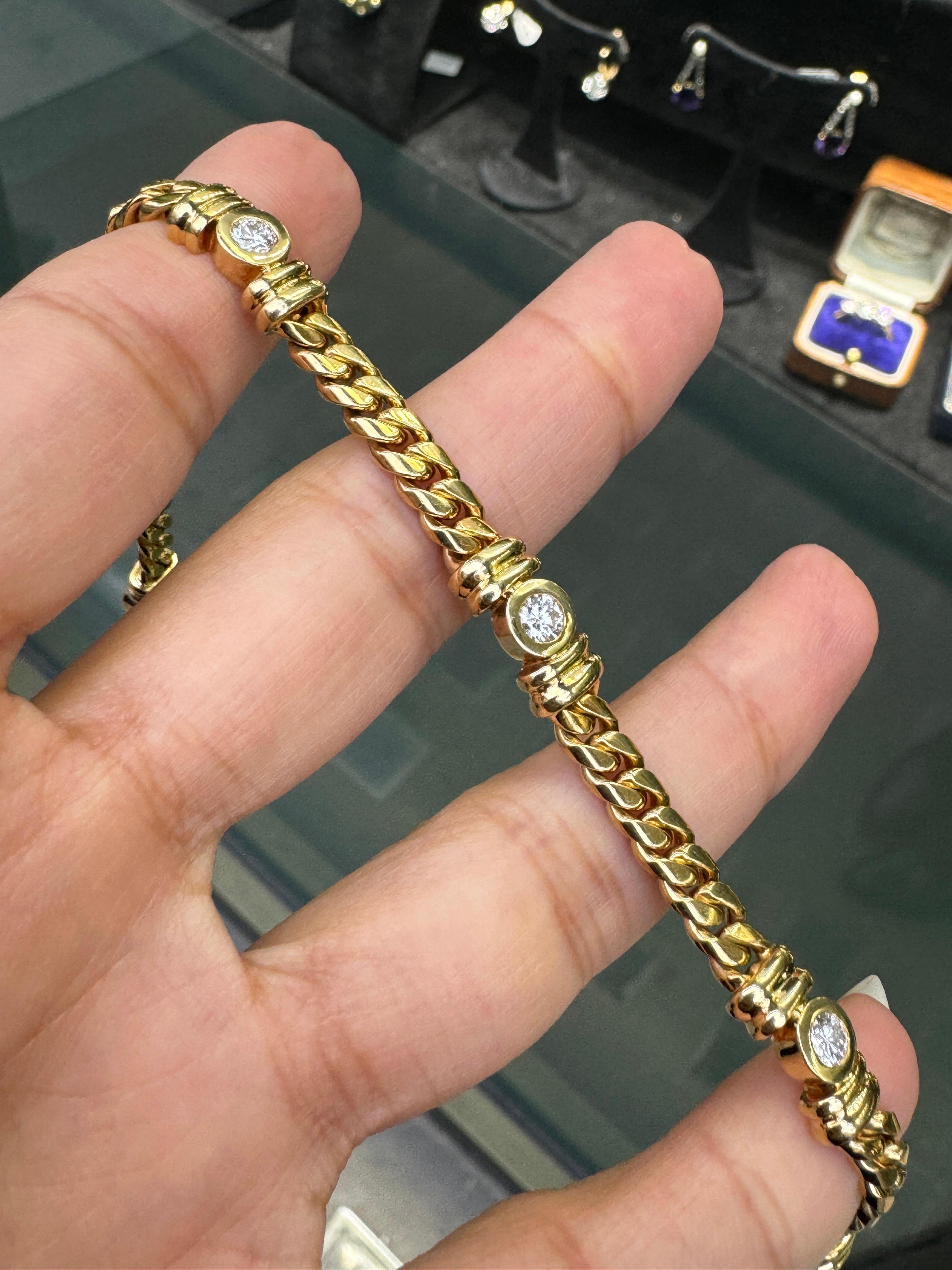 Women's 18 Carat Yellow Gold and Diamond Asprey Necklace For Sale