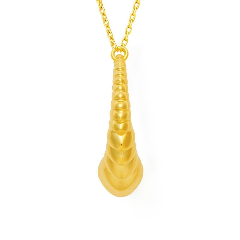 Women's 18 Carat yellow Gold Armor Necklace For Sale