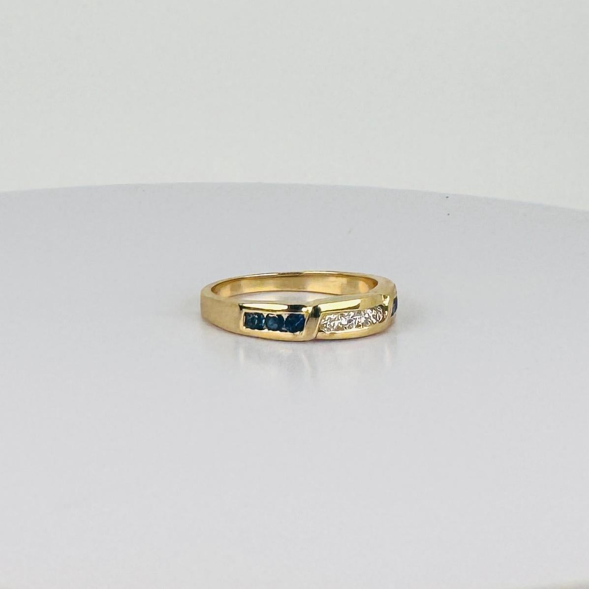 Bague en or jaune 18 carats avec diamants VVSI 0.18 carat Blue Sapphires SI en vente 5