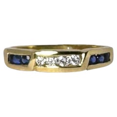 18 Carat Yellow Gold Band Ring with Diamonds VVSI 0.18 carat Blue Sapphires SI