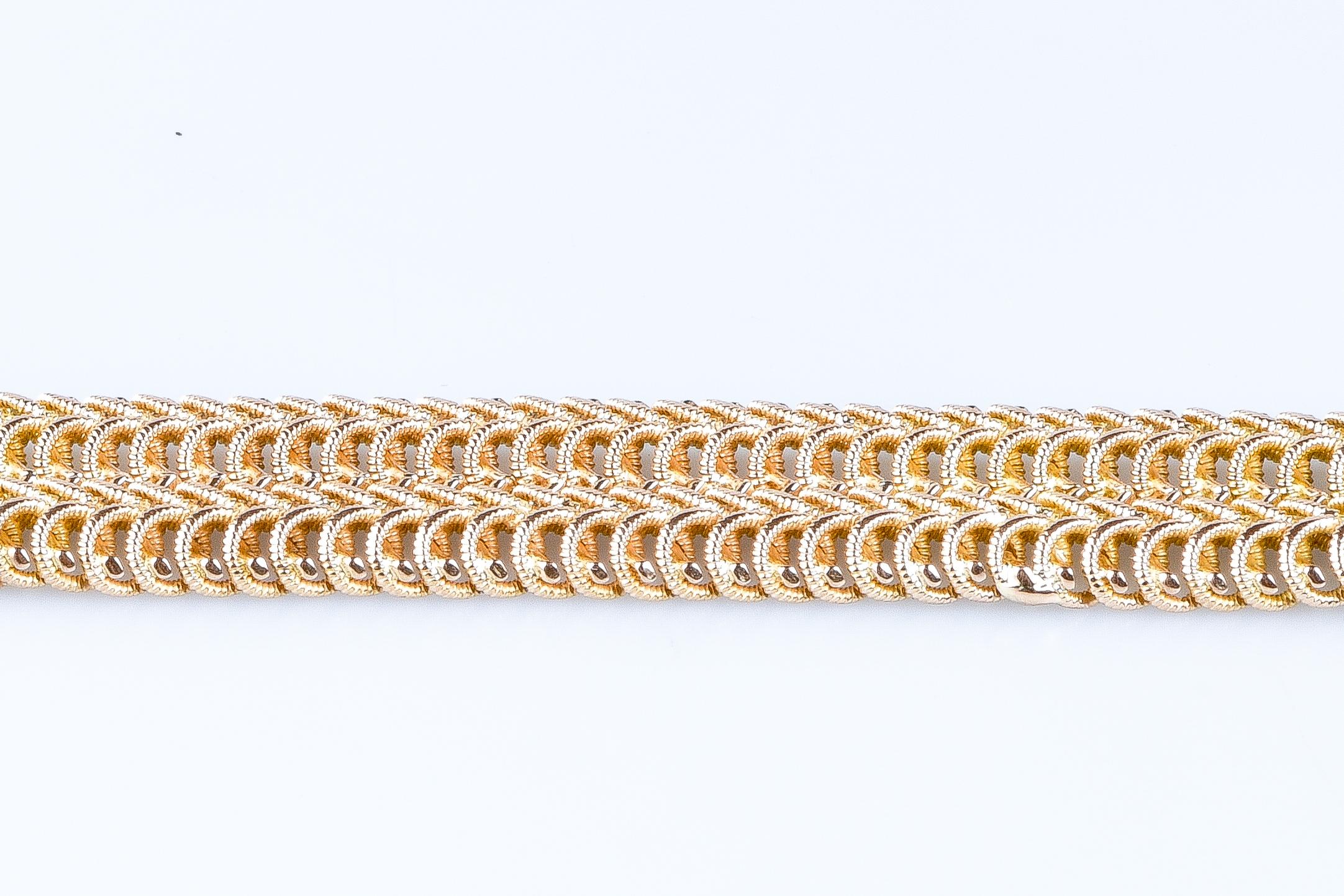 18 carat yellow gold bracelet 3