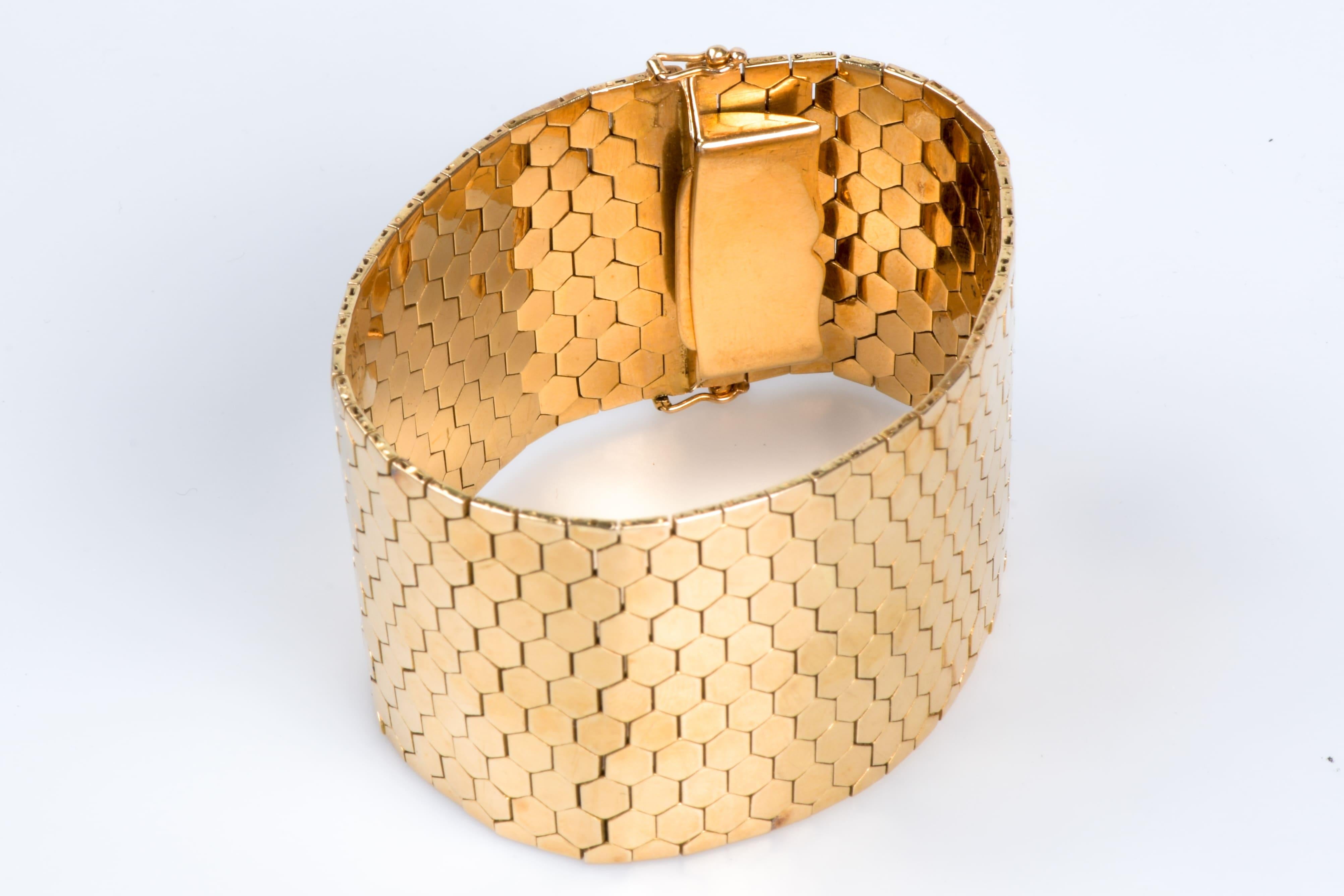 Pulsera de oro amarillo de 18 quilates en malla de felpudo con cierre de trinquete, seguridad ocho 2