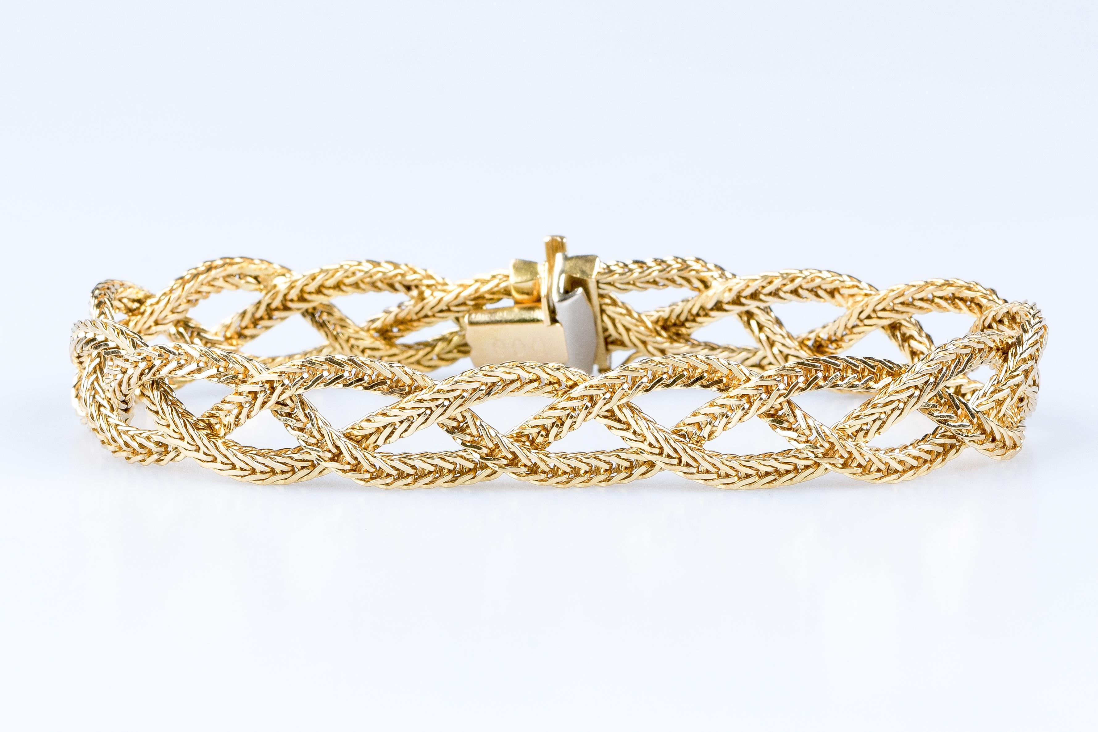 18 carat yellow gold braid bracelet 8