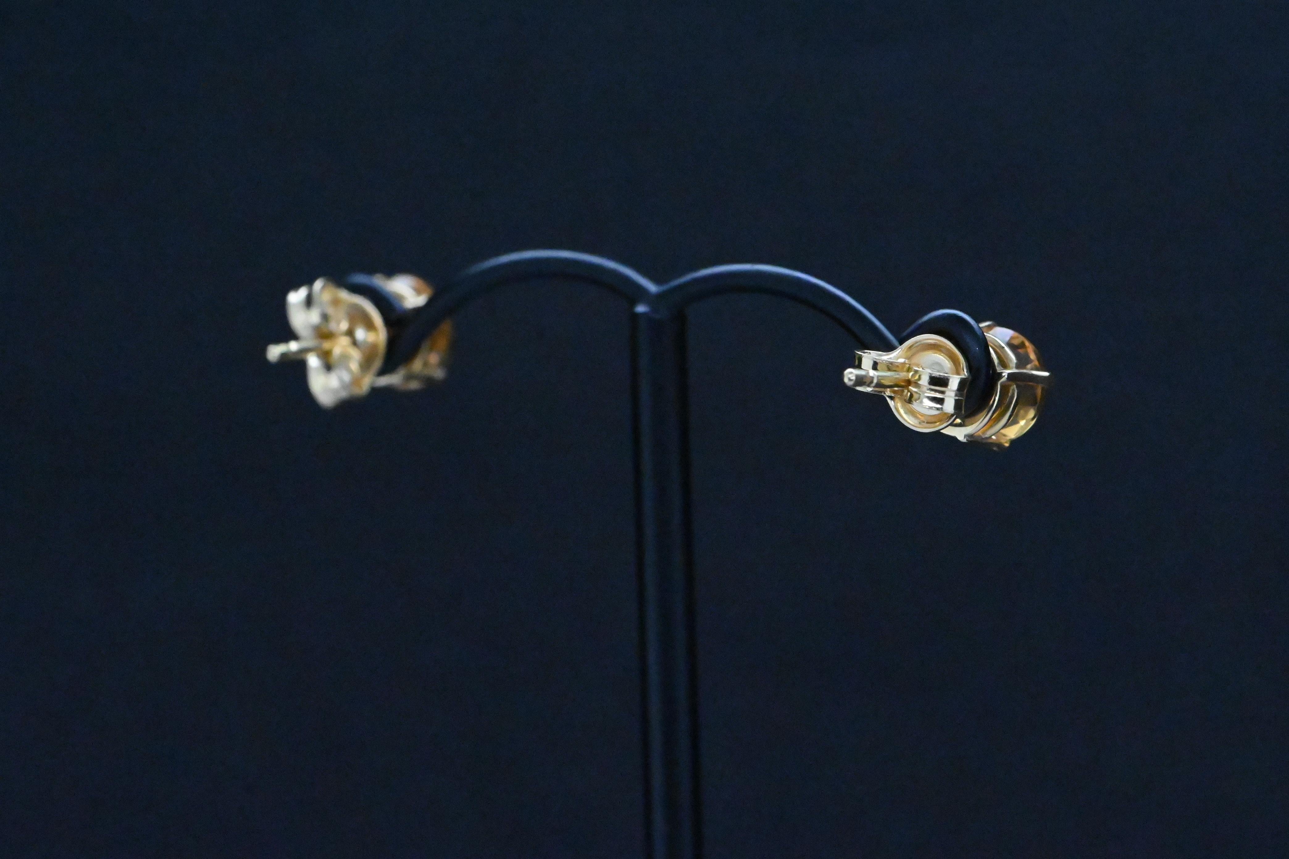18 Carat Yellow Gold Citrine Earrings For Sale 3