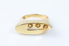 18 carat yellow gold citrines ring