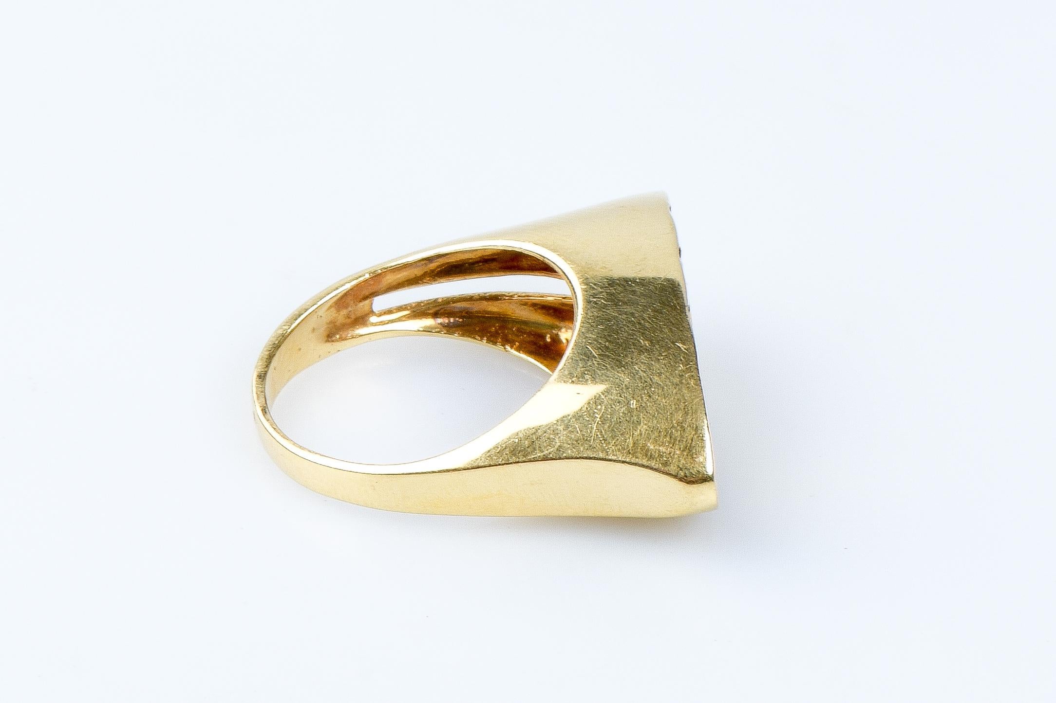 Women's or Men's 18 carat yellow gold citrines ring For Sale