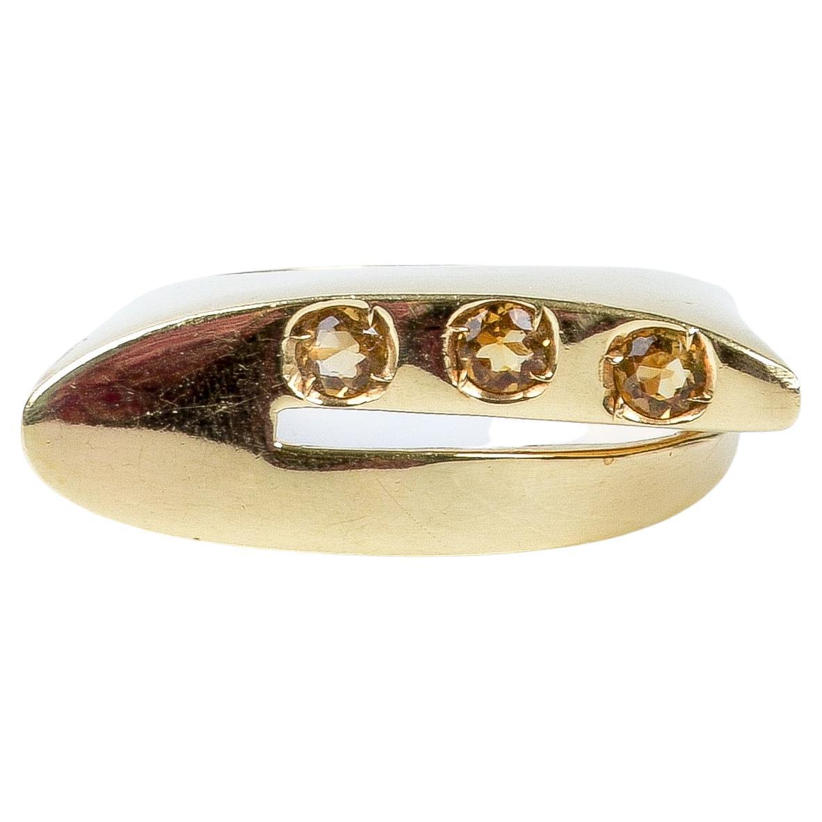 18 carat yellow gold citrines ring For Sale