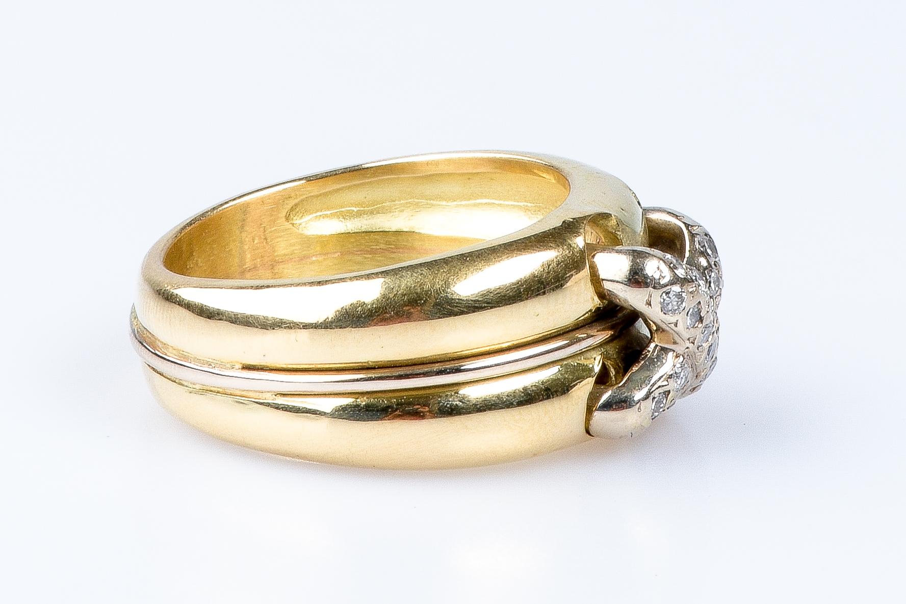 18 carat yellow gold cross diamonds ring For Sale 2