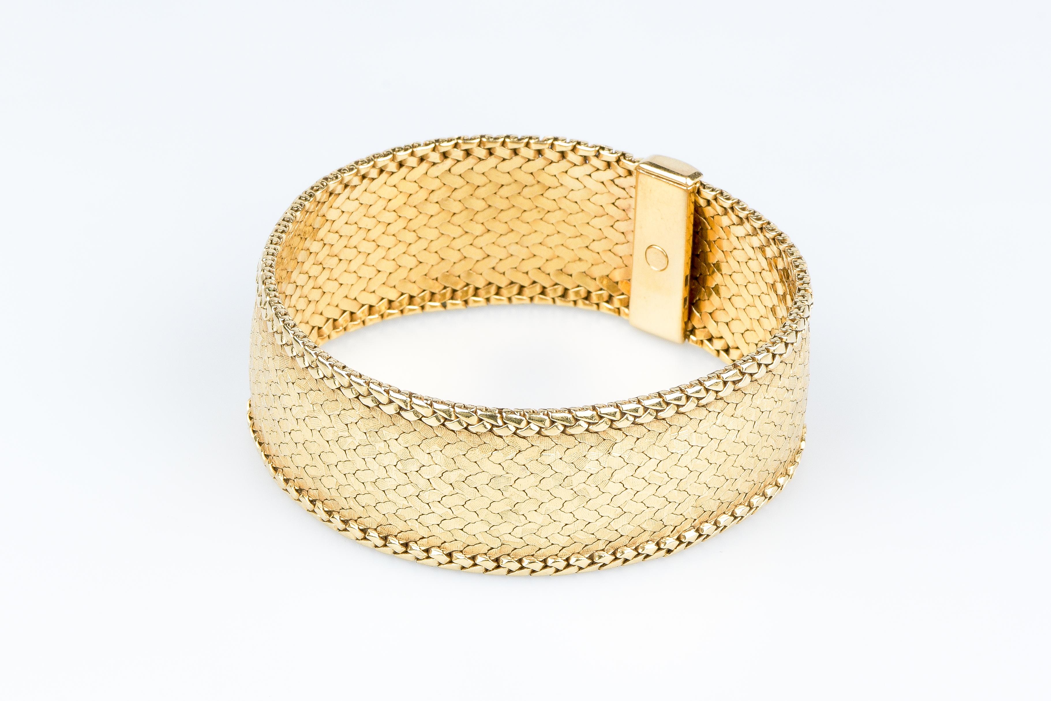 18 carat yellow gold cuff bracelet  1