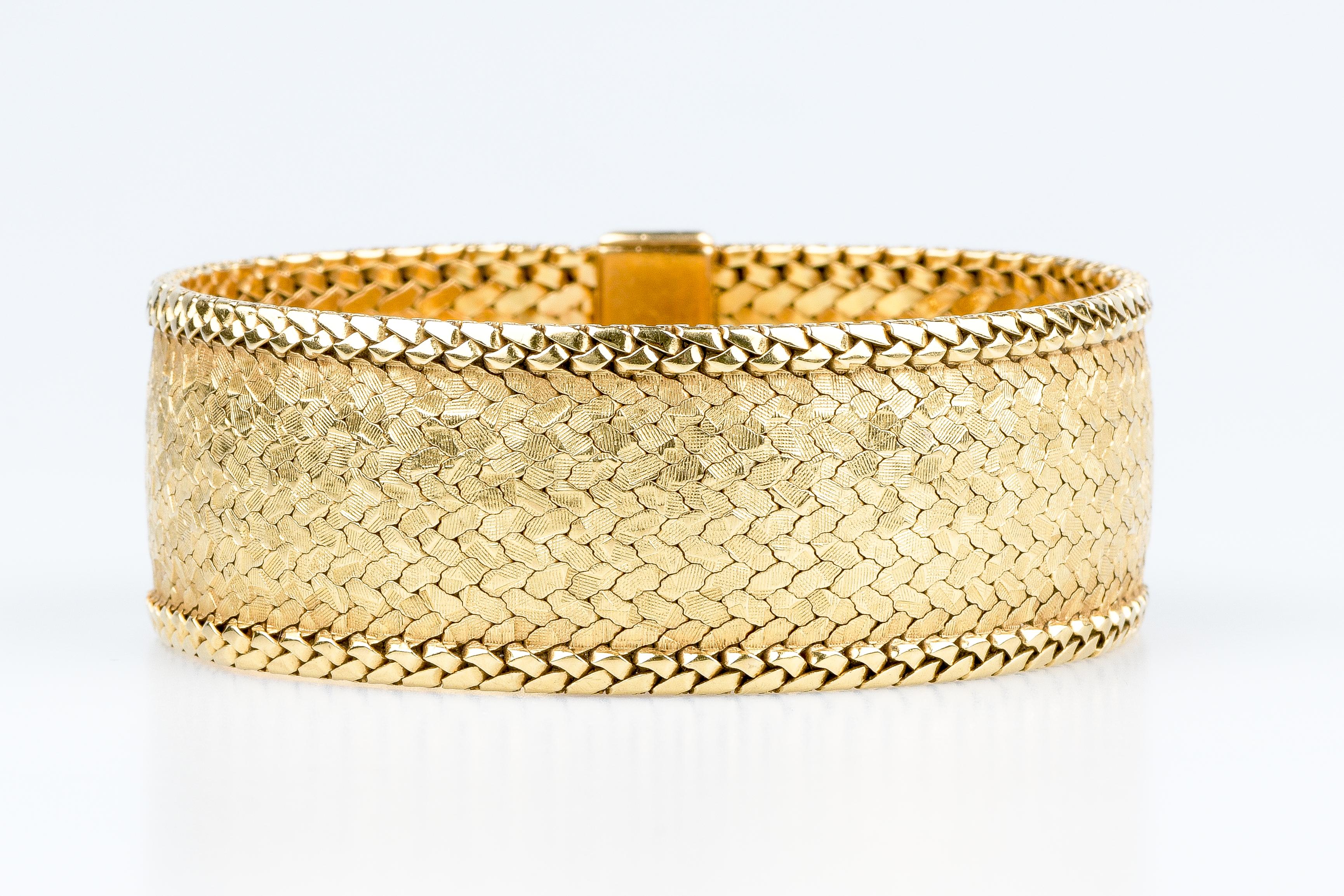 18 carat yellow gold cuff bracelet  4