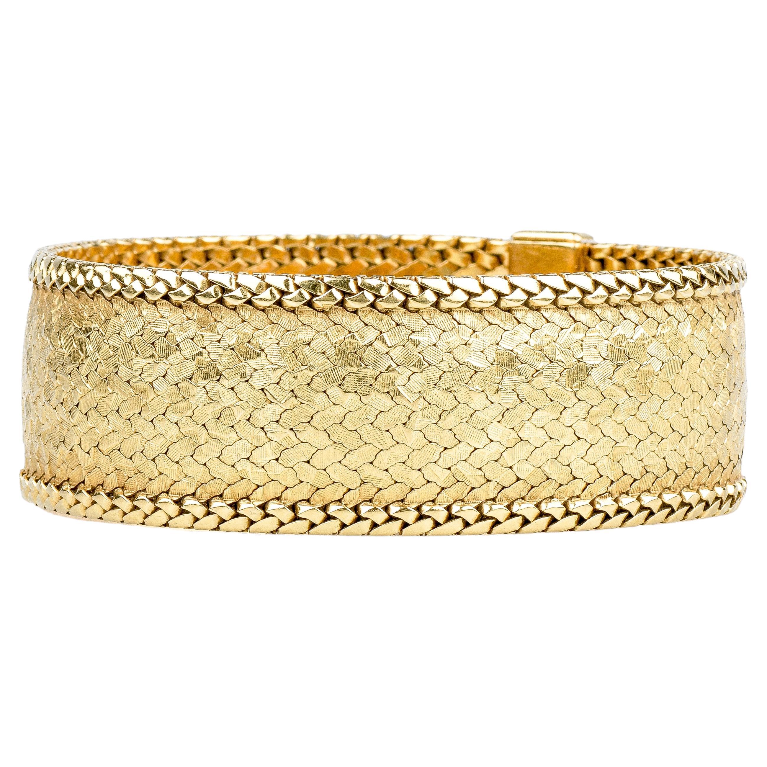 18 carat yellow gold cuff bracelet 