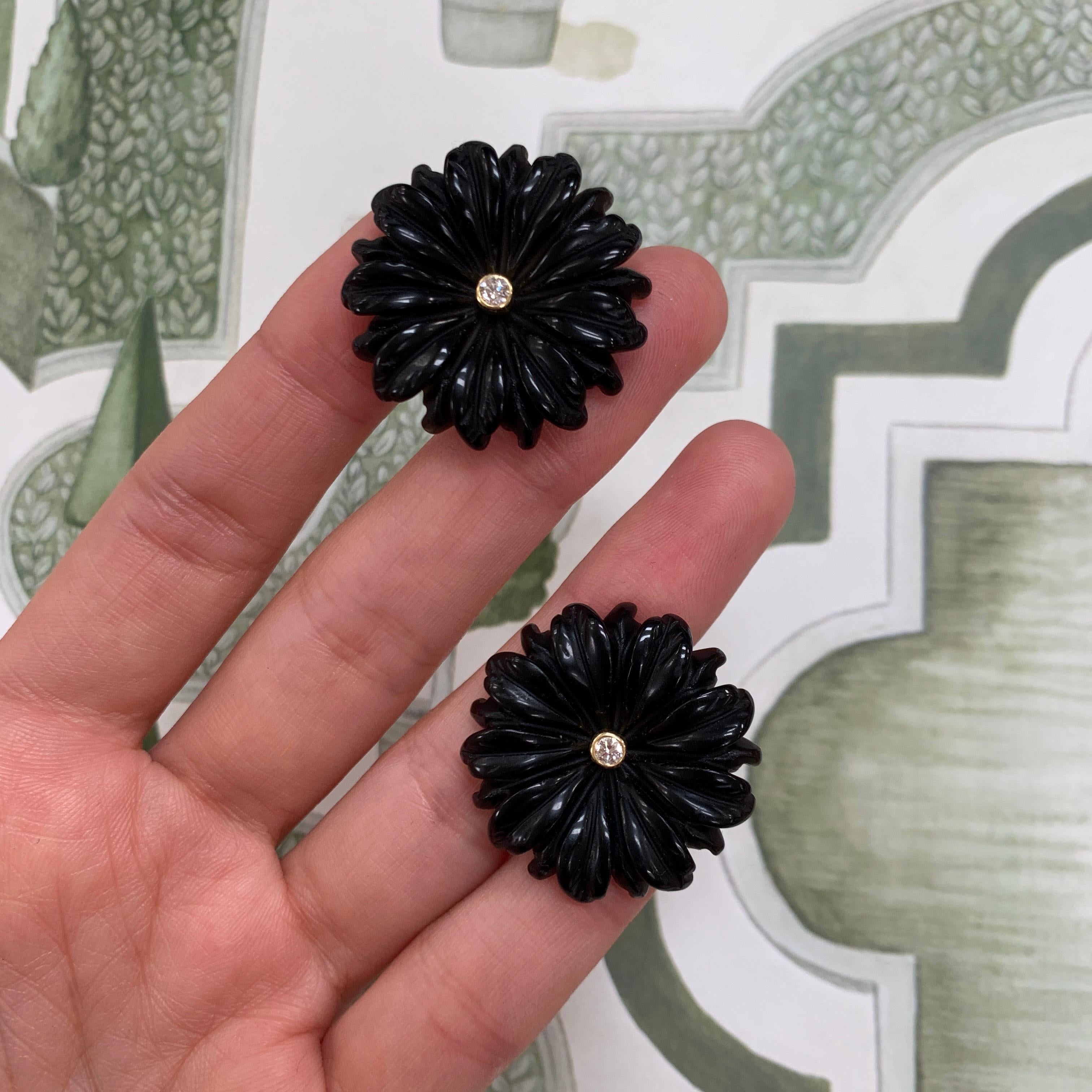 Women's or Men's 18 Carat Yellow Gold, Diamond and Hand Carved Onyx Daisy Flower Earrings For Sale