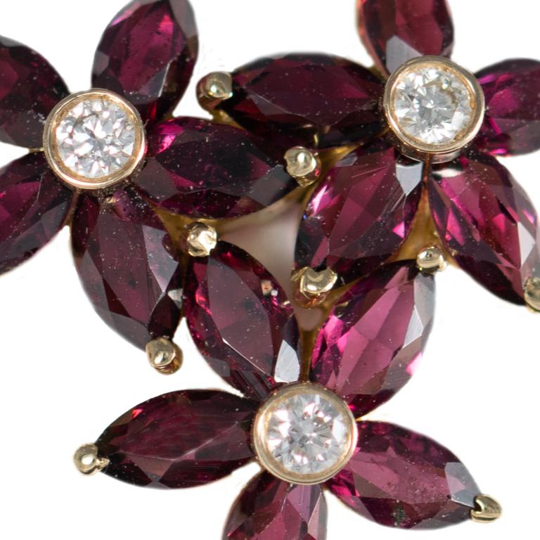 Women's 18 Carat Yellow Gold Diamond and Garnet Cluster Earrings For Sale